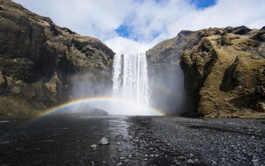 2 Day Iceland Winter Tour to South Coast - Eldhraun and the Bridge of the Volcanoes