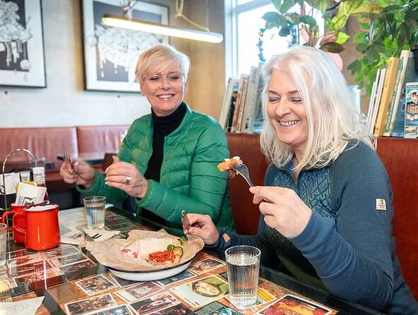 3-Hour Shared Christmas Food Tour with Guide in Reykjavik - Five things to know before booking