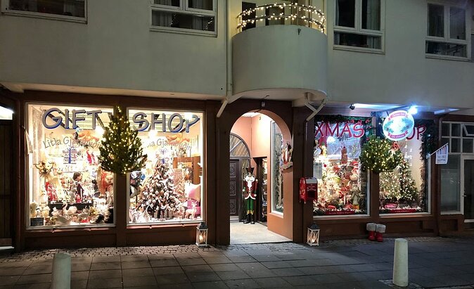 3-Hour Shared Christmas Food Tour with Guide in Reykjavik - Holiday food at Dass Reykjavik