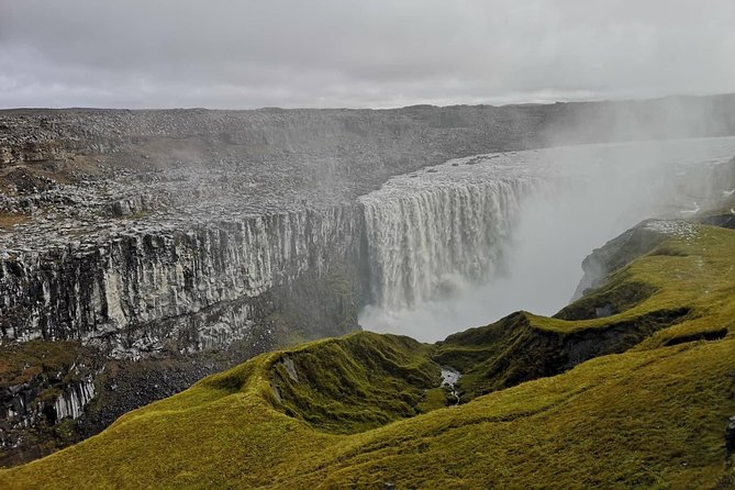 4, 5, 6 or 7-Day Small-Group Ring Road Tour from Reykjavik - Day 1: Waterfalls, black sand, and Sólheimajökull
