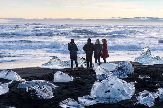 4-Day Iceland: Golden Circle, South Coast, Volcano Hike & Northern Lights - Day four: Geldingadalir and an evening aurora hunt