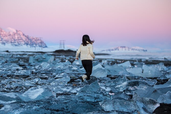 8-Day Small Group Tour Around Iceland from Reykjavik - Day 1: the Golden Circle and a dark-sky start