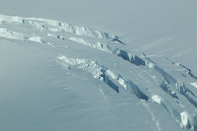 Airplane Flight over Vatnajökull Volcanic Eruption Sites - Weather is part of the deal