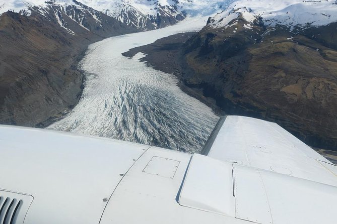 Airplane Flight over Vatnajökull Volcanic Eruption Sites - Planning your day around Skaftafell