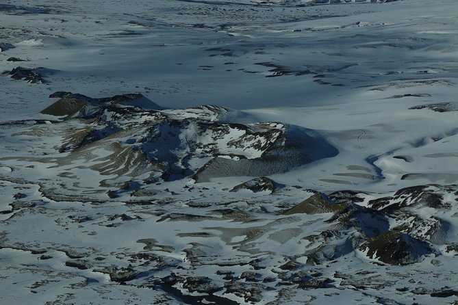 Airplane Sightseeing flight over Laki craters and highland - The 50 minute schedule and small cabin