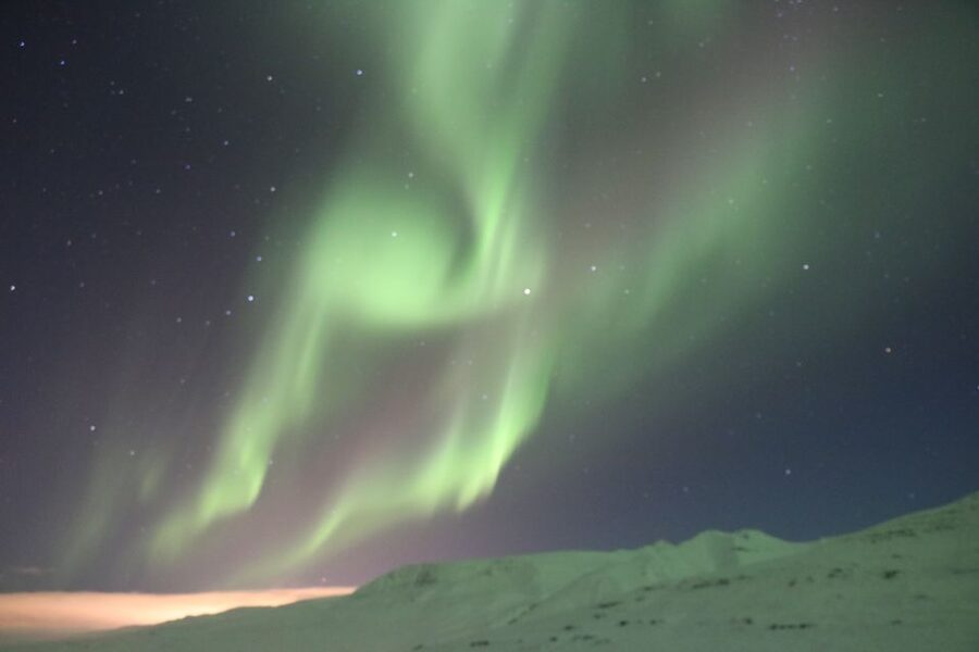 Akureyri: Hunt for the Northern Lights Photography Tour - Key points to know before you book
