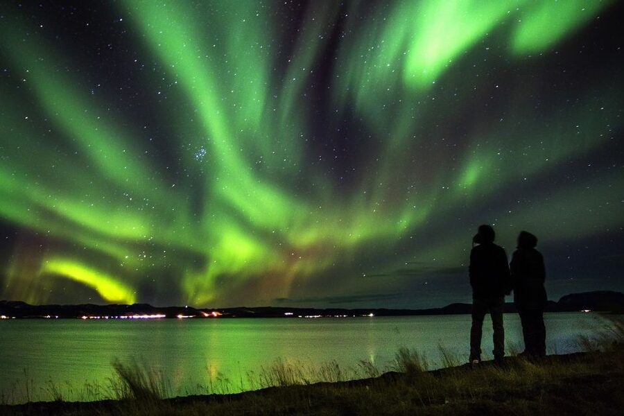 Akureyri: Northern Lights Photography Tour - Leaving Akureyri for the winter darkness