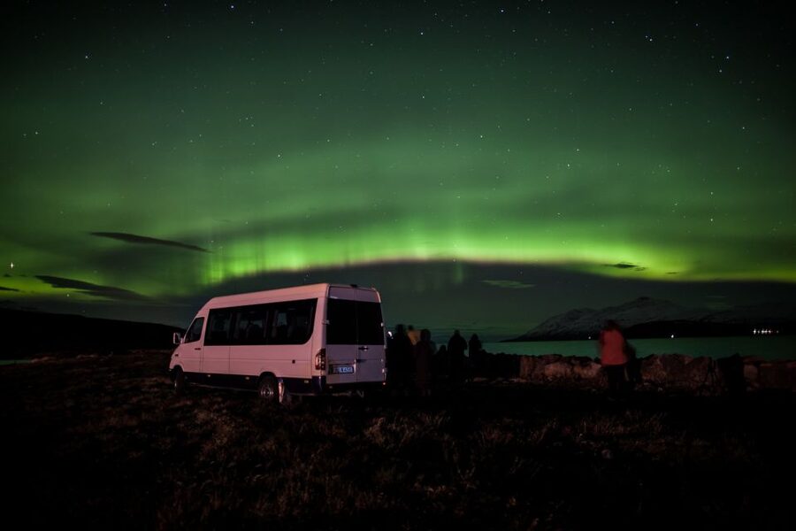 Akureyri: Northern Lights Photography Tour - How to make the most of the night