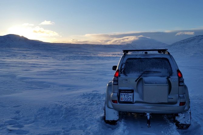Arctic Fox Travel Dettifoss lake Mývatn winter private super jeep tour - One hour around Lake Mývatn