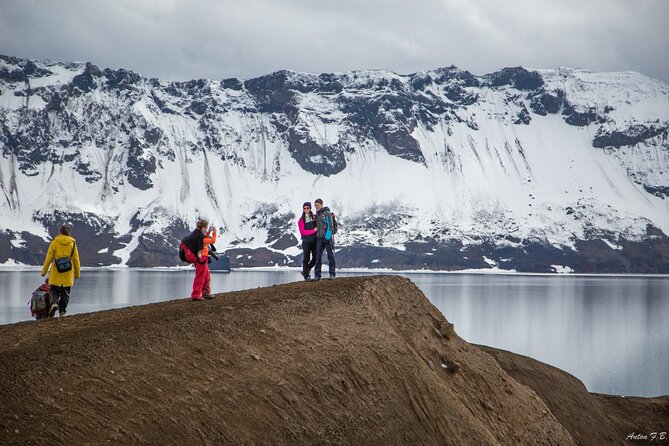 Askja & Holuhraun, Super Jeep Day Tour from Lake Myvatn - Drekagil gives you a choice at lunchtime