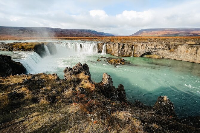 Cruise Tour Godafoss and Myvatn Lake and Baths Small Group - From Akureyri’s port to Goðafoss