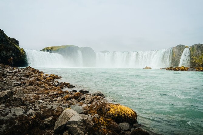 Cruise Tour Godafoss and Myvatn Lake and Dettifoss Small Group - Goðafoss gives you an easy first win