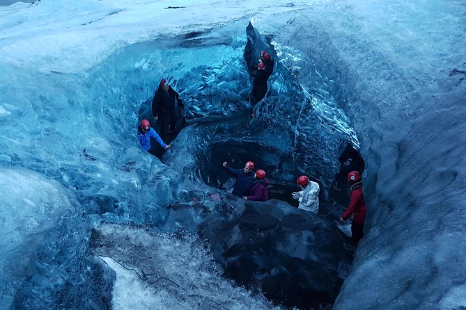 Crystal Blue Ice Cave Adventure - Jökulsárlón is the right starting point