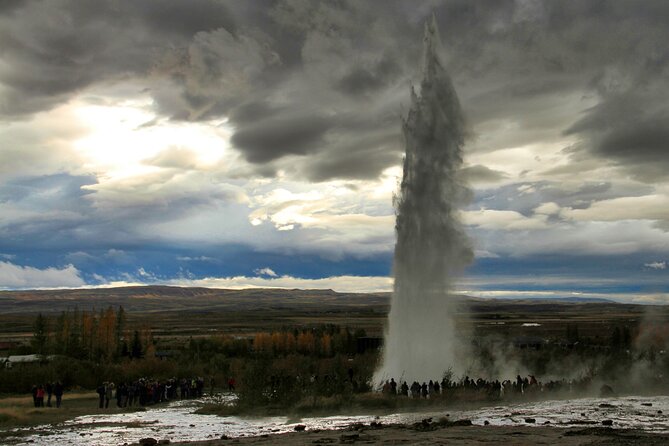 Day Trip to the Golden Circle and Hot spring Geyser by 4WD Jeep from Reykjavik - Gullfoss: a waterfall best seen from more than one angle