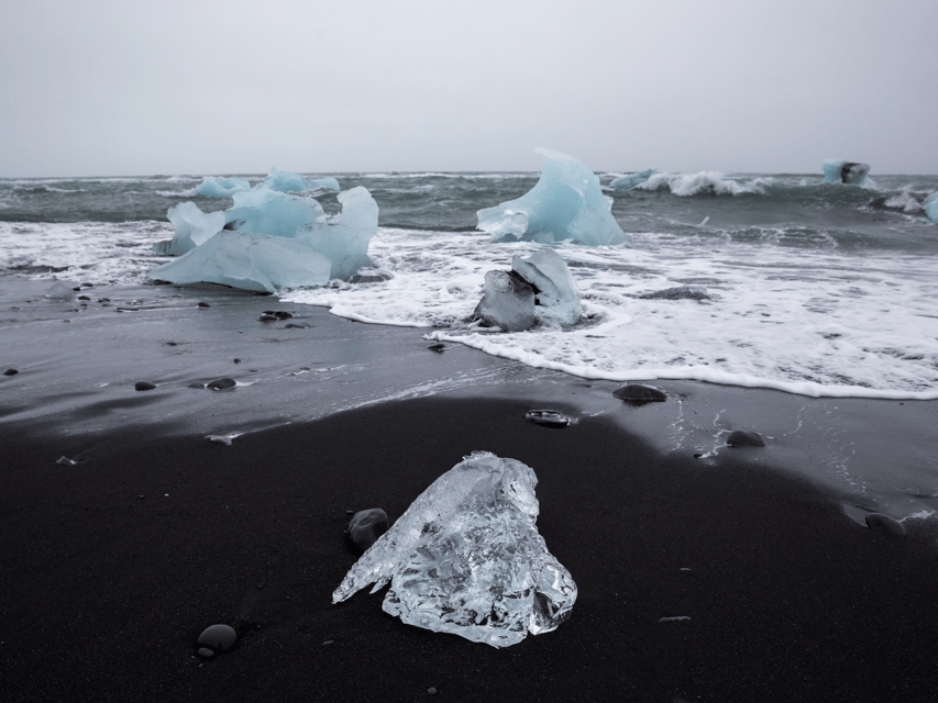 Diamond Beach & Jökulsárlón Glacier Exclusive Day Tour - What the private format changes