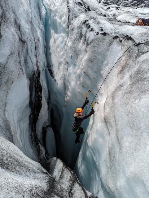 Exclusive Ice Climbing Experience on Sólheimajökull - Why the private format changes the day