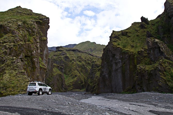 Eyjafjallajokull and Thorsmork Experience - What the guide adds to the day