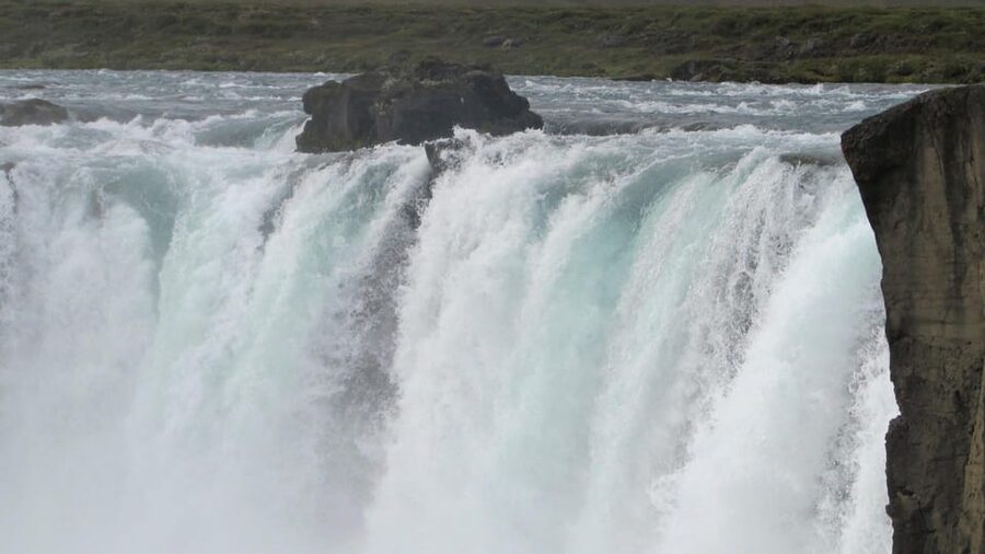 From Akureyri: Diamond Circle Tour with Waterfalls - Godafoss: a graceful first stop
