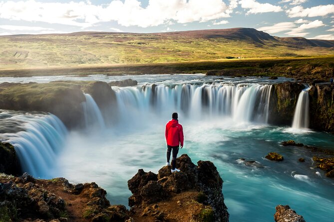 From Akureyri Port: Godafoss Waterfall Tour for Cruise Ships - Who will enjoy this tour most?