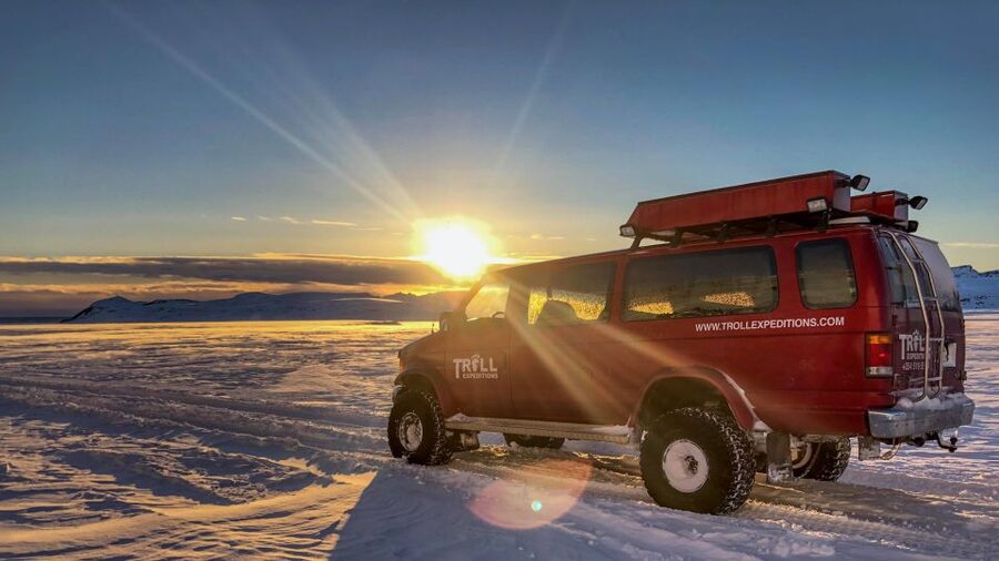 From Jökulsárlón: Crystal Blue Ice Cave Super Jeep Tour - Photography in low, blue light