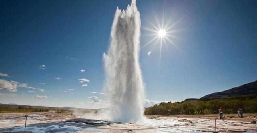 From Reykjavik: Best of Golden Circle Guided Tour - Four Iceland highlights in one long afternoon