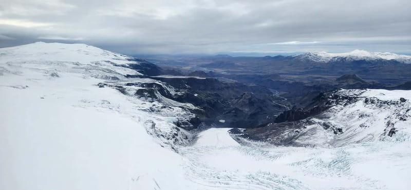 From Reykjavik: Fire And Ice Helicopter Tour with 2 Landings - Flying over Glymur waterfall
