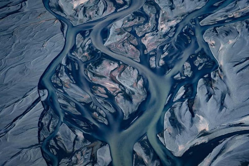 From Reykjavik: Fire And Ice Helicopter Tour with 2 Landings - Who will enjoy it most