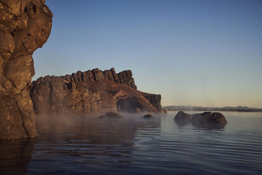 From Reykjavik: Golden Circle Guided Tour & Sky Lagoon Visit - Guides can make the coach time count