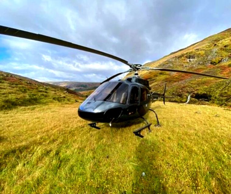 From Reykjavik: Helicopter Tour to Hengill with Landing - Hellisheiði, a high plateau shaped by fire