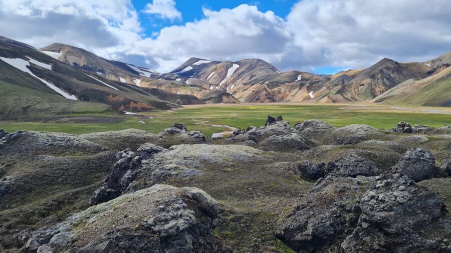 From Reykjavik: Highlands Jeep Tour & Landmannalaugar Hike - The hot spring finish