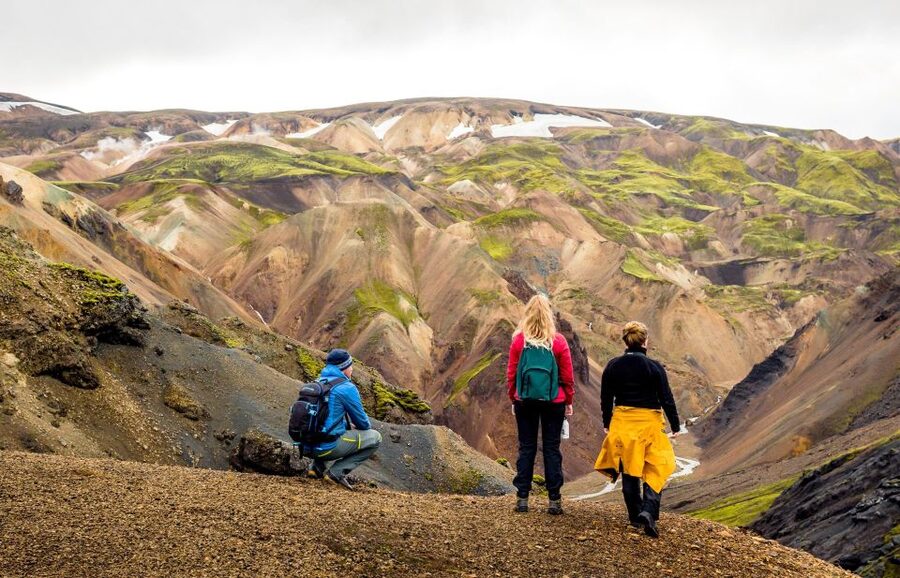 From Reykjavík: Landmannalaugar Day Hike - Down through Grænagil’s emerald valley