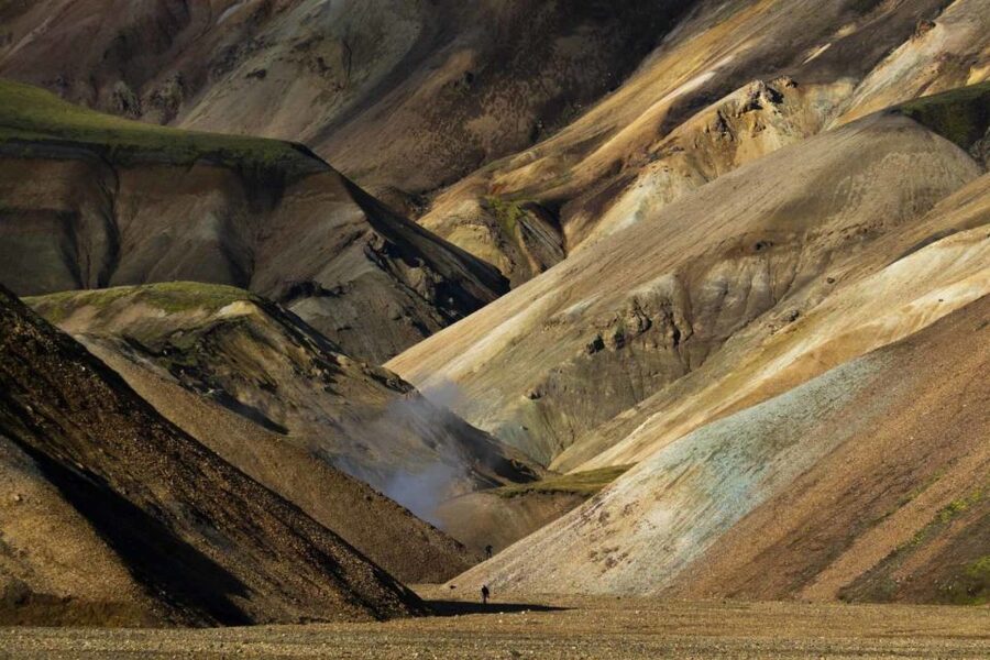 From Reykjavik: Landmannalaugar Day Tour by Luxury Jeep - Returning near Hekla volcano