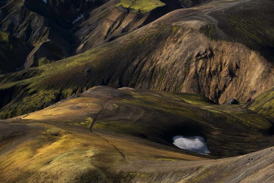 From Reykjavik: Landmannalaugar Day Tour by Luxury Jeep - Háifoss: a powerful first waterfall stop