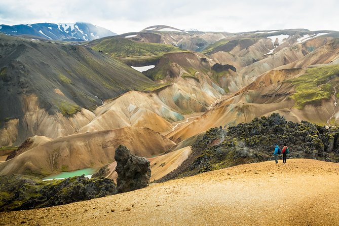 From Reykjavík: Landmannalaugar Hiking Day Tour - Graenagil Gorge and the changing colors of the trail