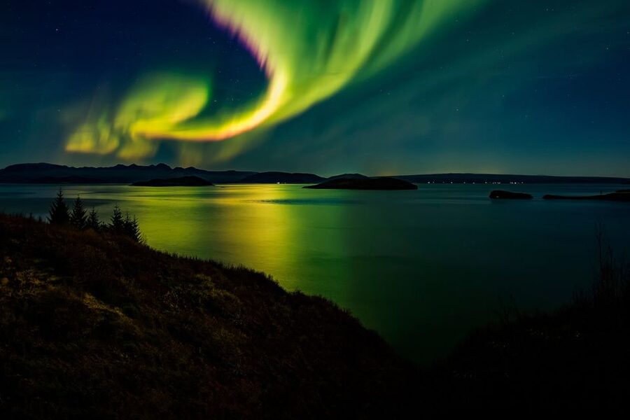 From Reykjavik: Northern Lights Chase with Expert Guide - What the Reykjavik Northern Lights chase is really like