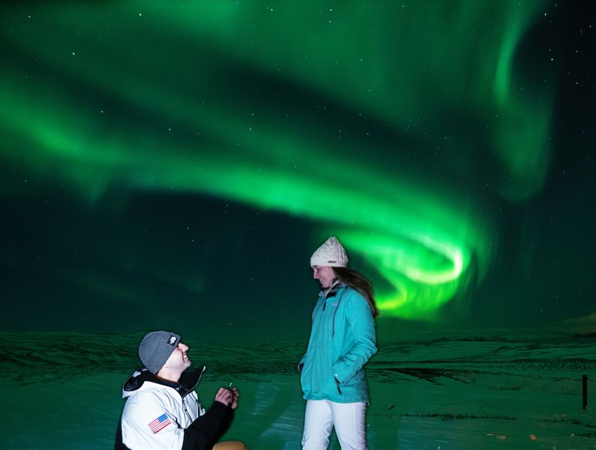 From Reykjavik: Northern Lights Guided Tour with Photos - Key points before you book
