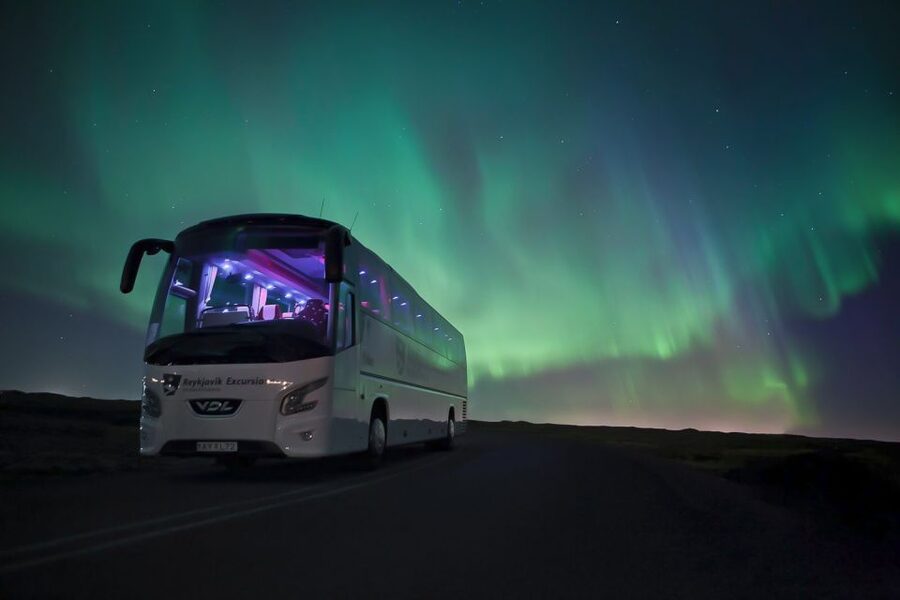 From Reykjavik: Northern Lights Tour - What the guides add to the night