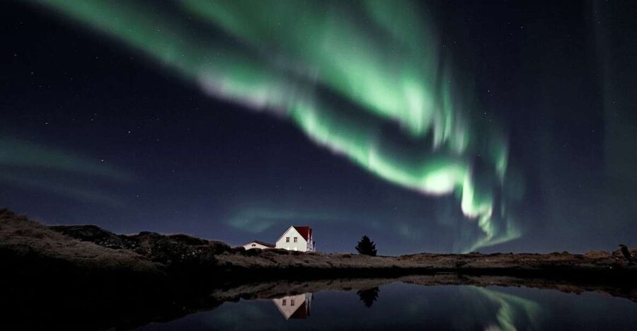 From Reykjavik: Northern Lights Tour with Hot Cocoa & Photos - Moving on when the clouds win