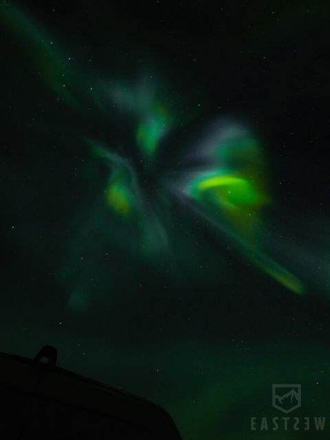 From Reykjavik: Northern Lights Tour with Hot Cocoa & Photos - Timing, seasons, and the best expectations