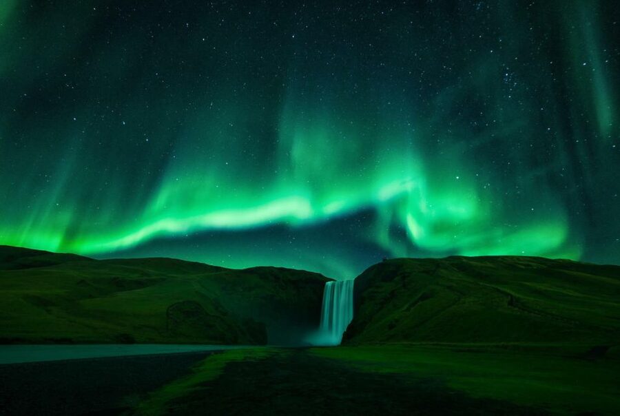 From Reykjavik: Northern Lights Tour with Lifetime Guarantee - What happens during the one-hour drive