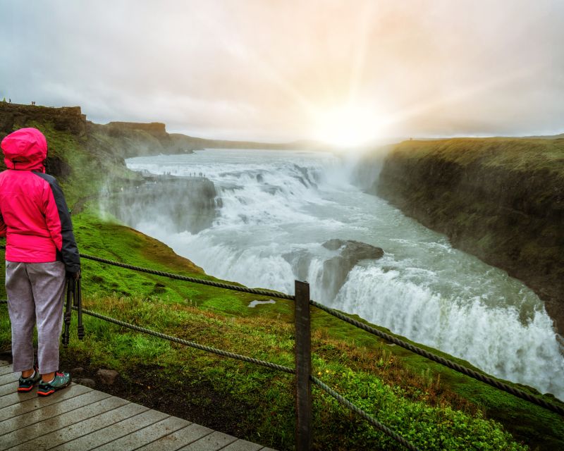 From Reykjavik: Private Golden Circle Iceland Day Tour - Photographing the red slopes of Kerið