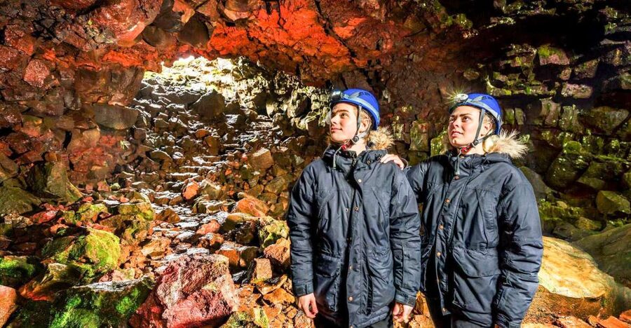 From Reykjavik: Raufarhólshellir Lava Tunnel by Bus - The moment the lights go out