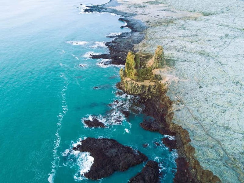 From Reykjavík: South Coast Highlights Day Tour - Vík: a short pause with a big setting