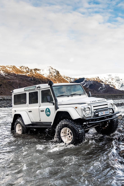 From Rvk: Private Day-Tour to Thorsmork with Mountain Hike - Why Thórsmörk requires a proper jeep