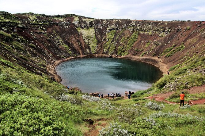 Full-Day Golden Circle Private Tour from Reykjavík - Gullfoss: the waterfall behind the route’s name