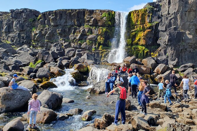 German-speaking Private Golden Circle Tour - Geysir and Strokkur provide the action