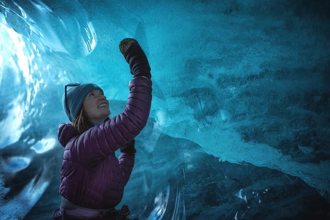 Glacier and Ice Cave Private Photoshoot - 15 Shot Photo Package - Weather can change the plan