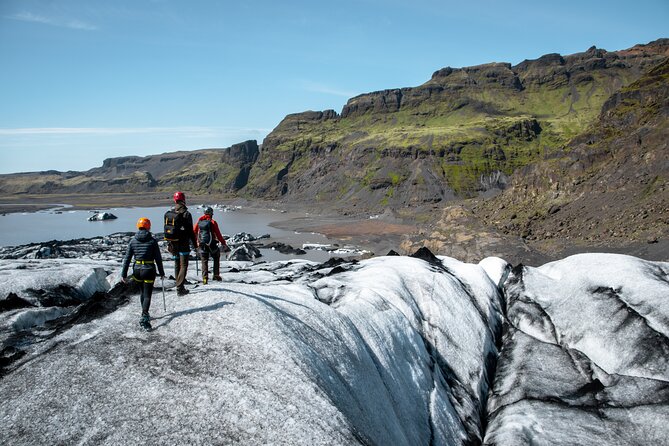 Glacier Hike at Solheimajokull in Small Group (6 pers max) - What the guide adds to the outing