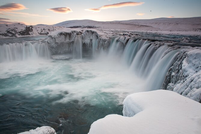 Goðafoss and Húsavík with a stop at the Geosea Baths - The view across Shaky Bay