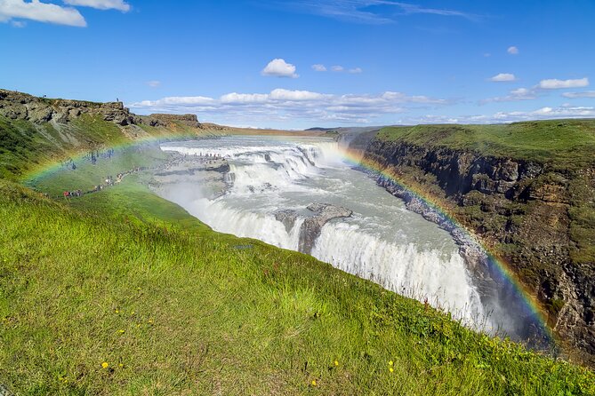 Golden Circle Full-Day Tour from Reykjavik with Admission to Sky Lagoon - Guide quality matters on a long bus day